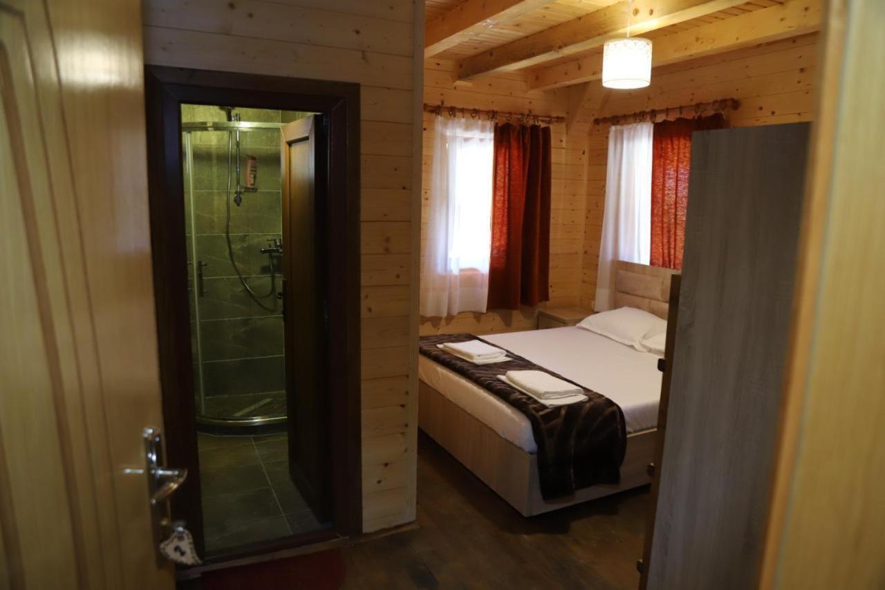 Bujtina Malaj Hotel Valbone Exterior photo